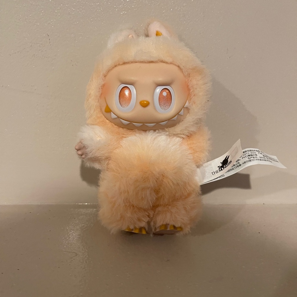 Labubu Big into energy Happiness